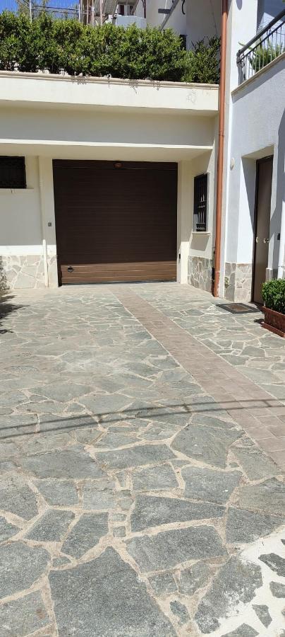 Splendida Taverna In Villa Rossano Exterior photo